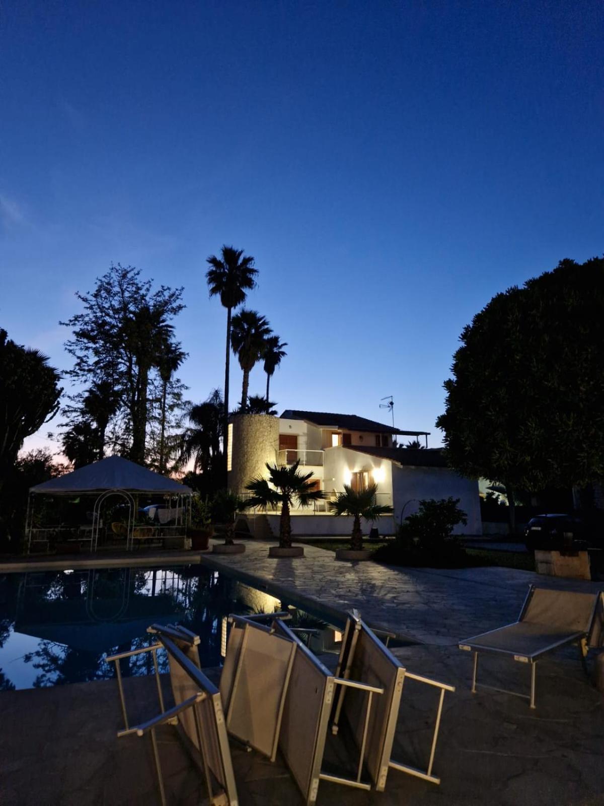 Villa Casa di Lu’ Floridia Esterno foto